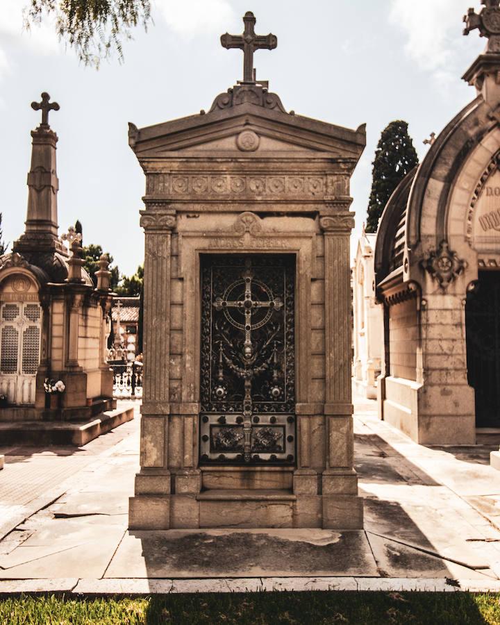 Fotos Los rincones más sorprendentes del Cementerio de Valencia Las